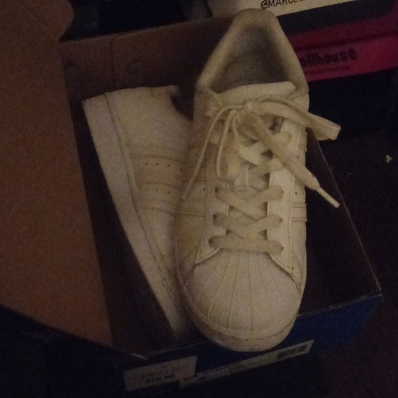 Shell toe Superstars - Picture 2 of 6